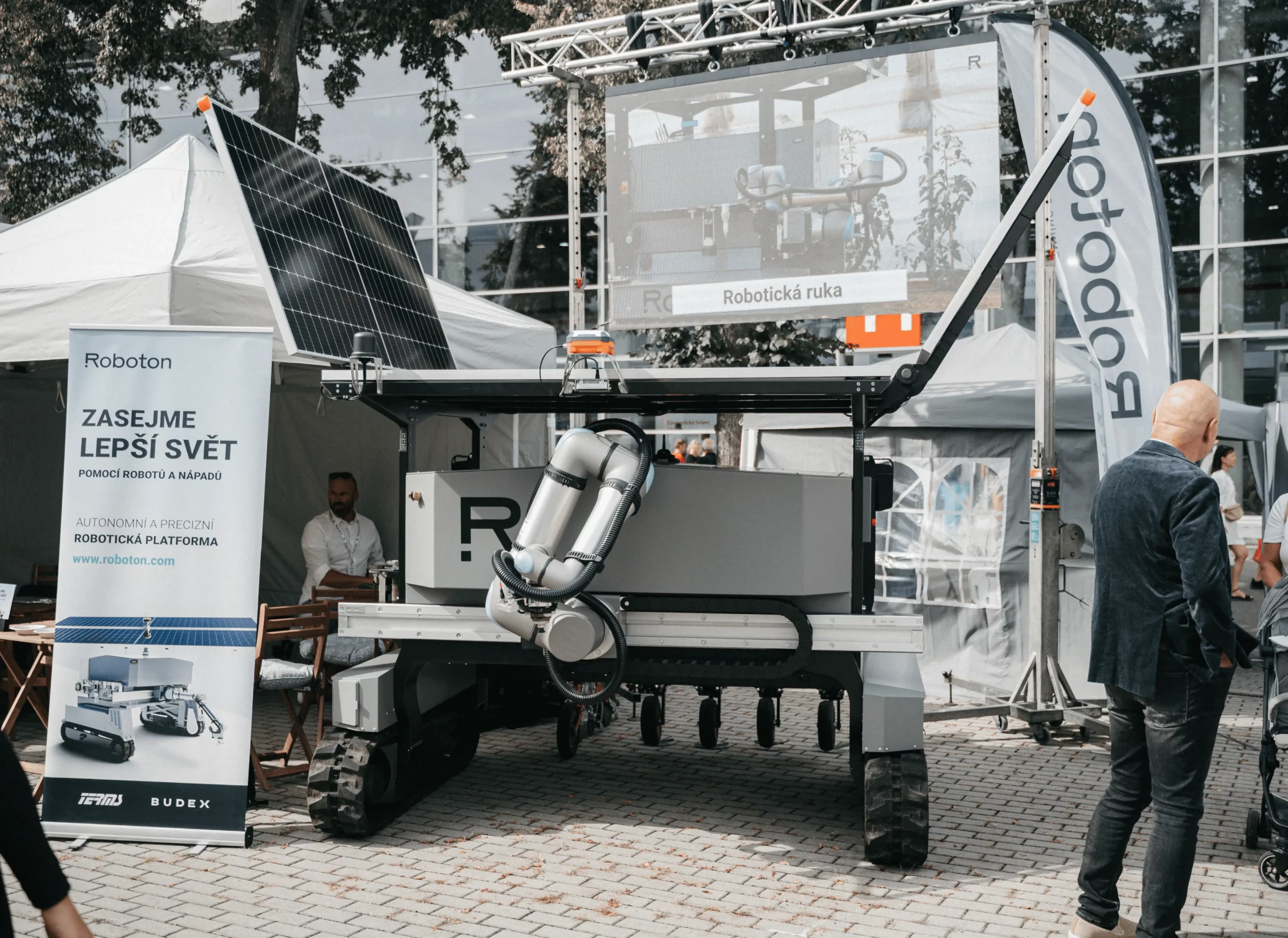 Roboton - obrázek v galerii